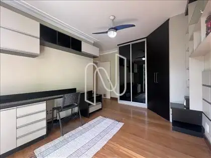 4ª suíte ângulo 2