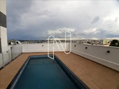PISCINA 