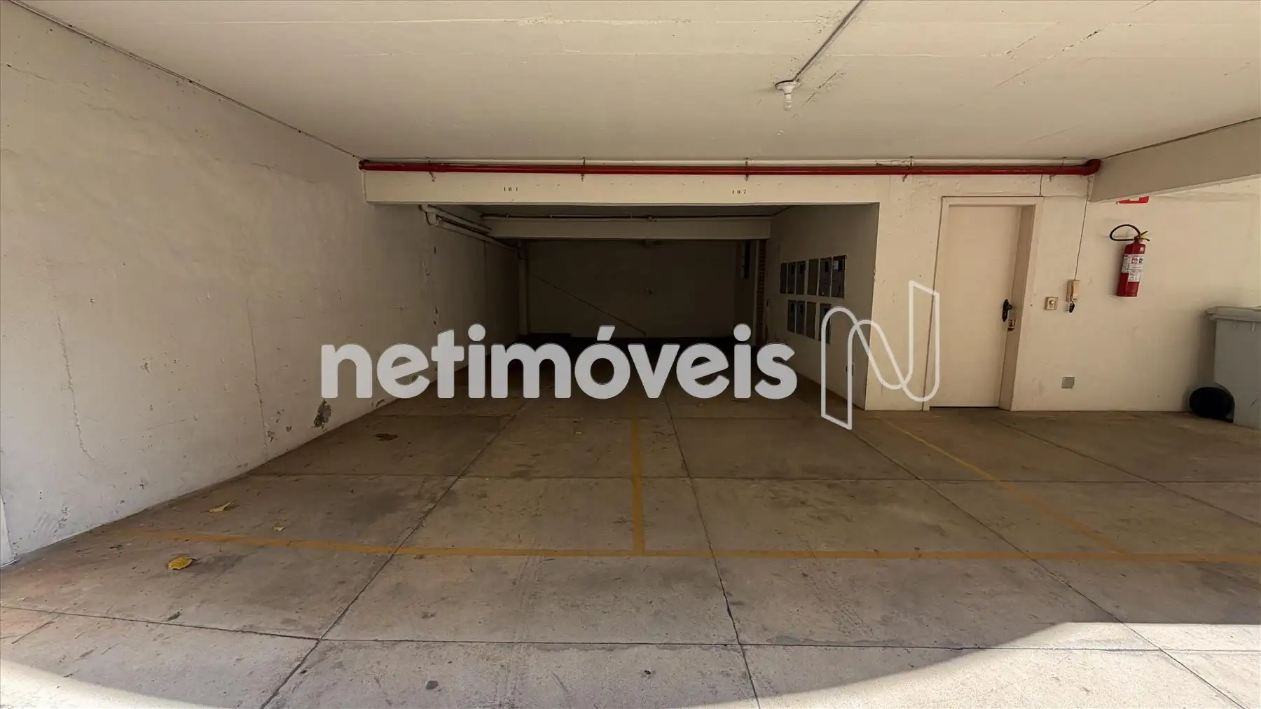 VAGAS DE GARAGEM