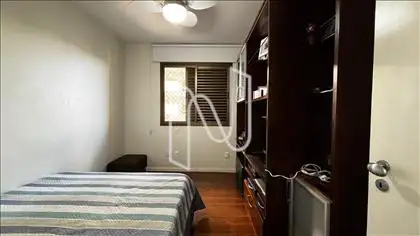 QUARTO 04 
