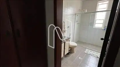 BANHEIRO 02