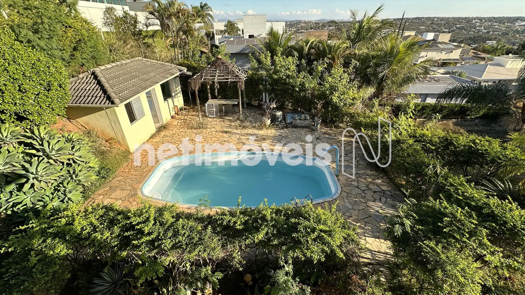 Piscina com Cascata, Saunae banho lazer