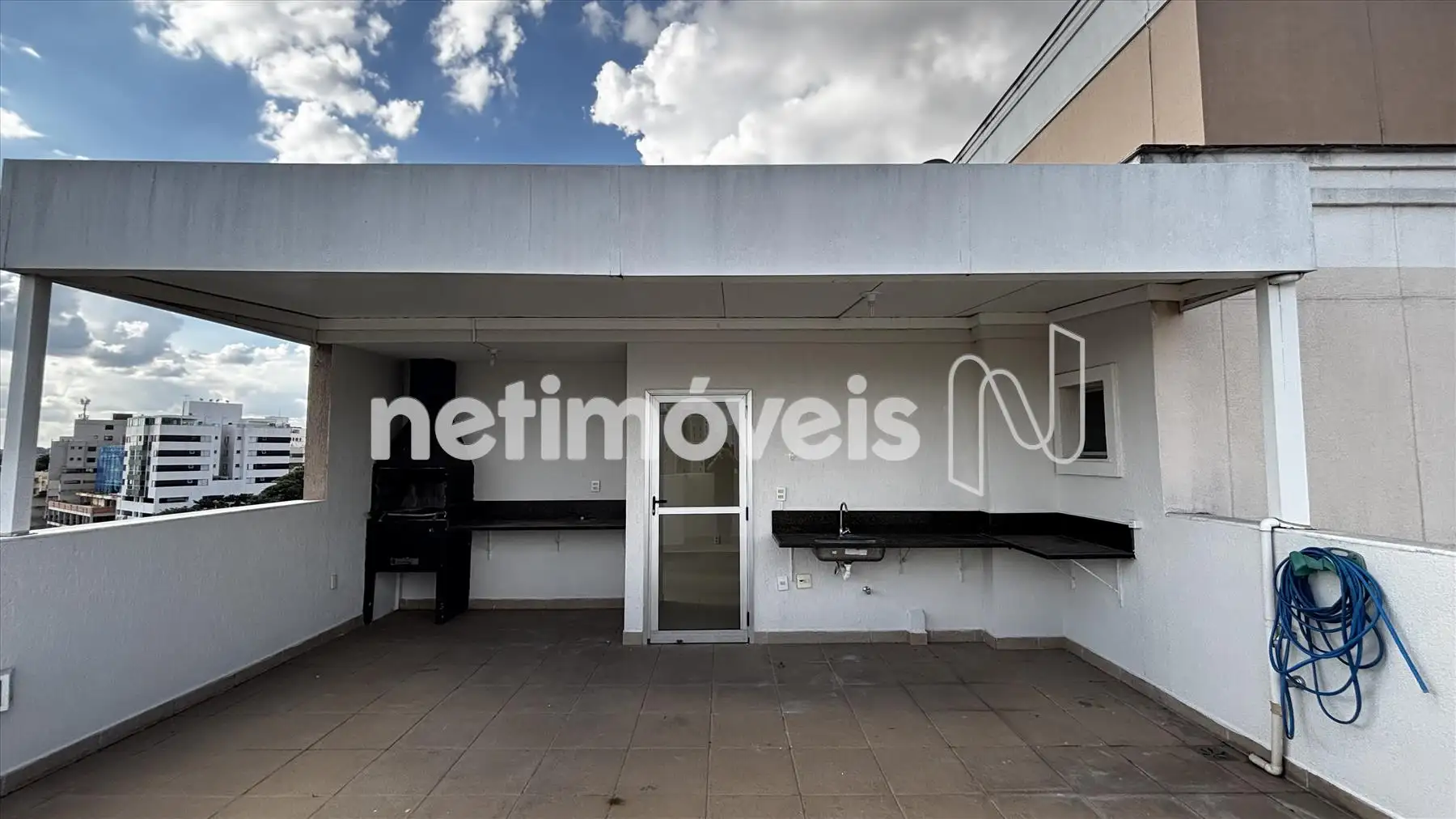 ÁREA GOURMET/COBERTURA