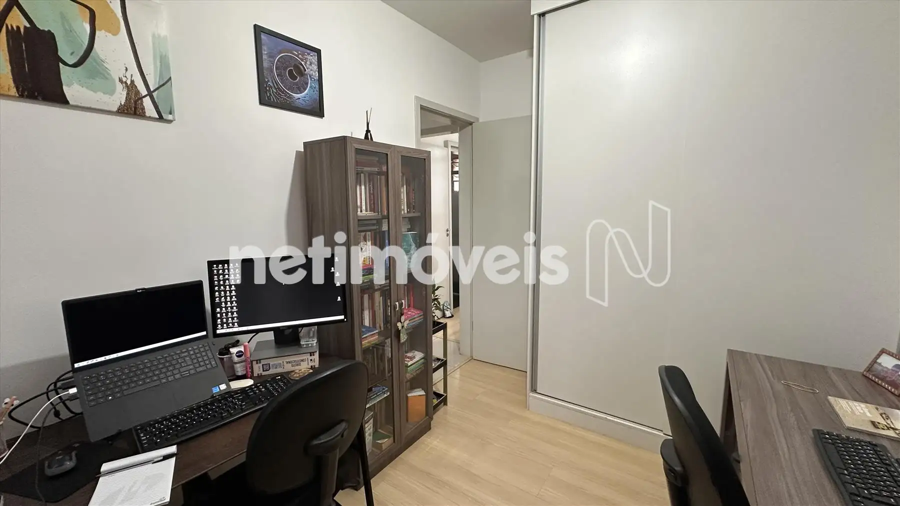 QUARTO 01/ESCRITÓRIO