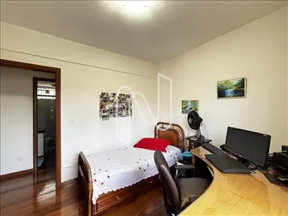 QUARTO 01 