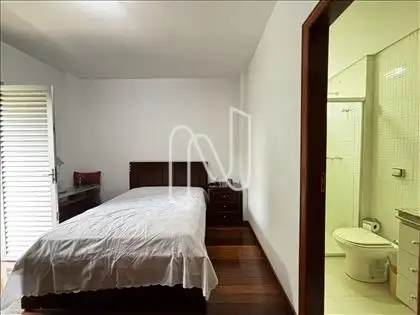 QUARTO 02/SUÍTE  