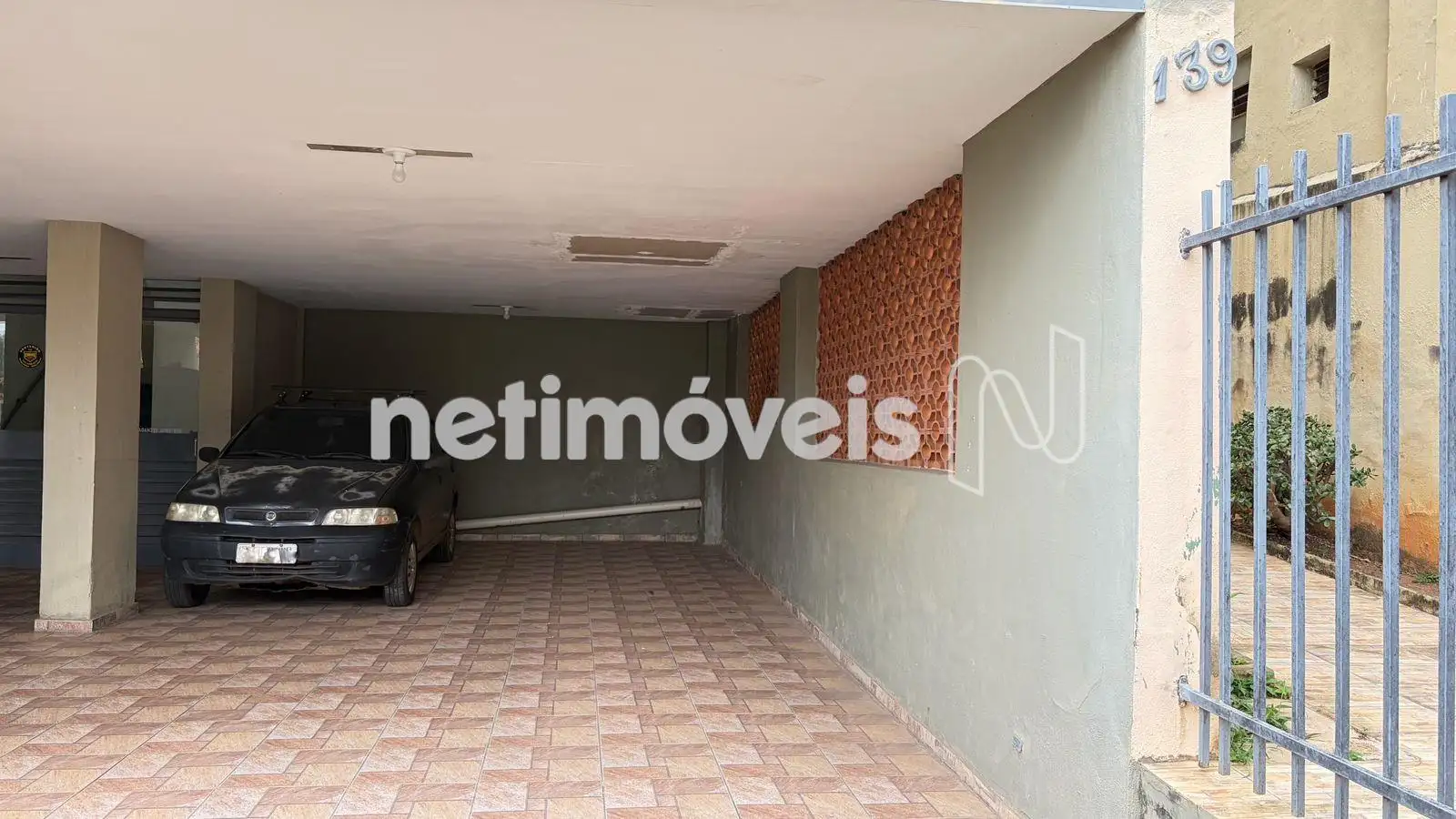 VAGA DE GARAGEM