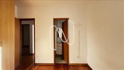QUARTO 03/SUÍTE 