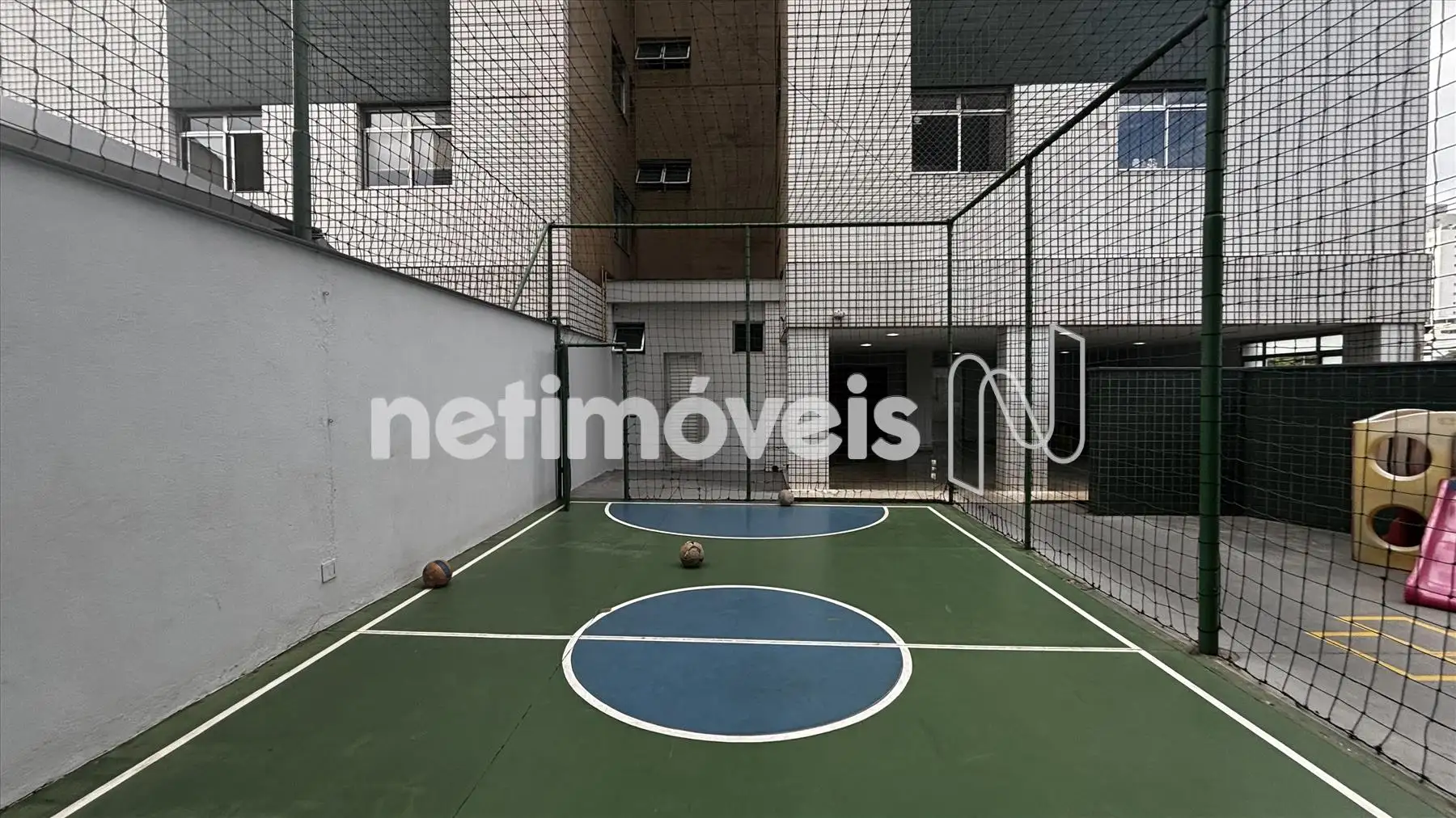 QUADRA DE ESPORTES