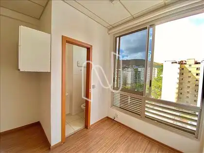  SALA