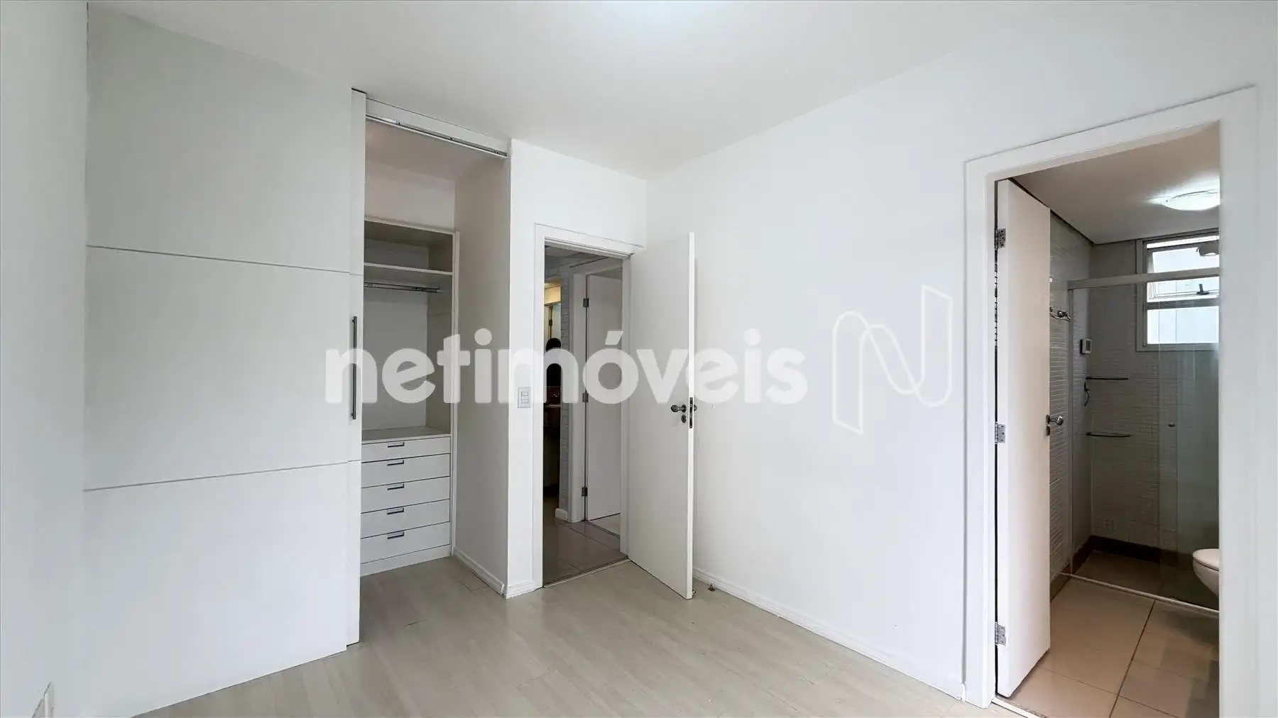 QUARTO / SUÍTE