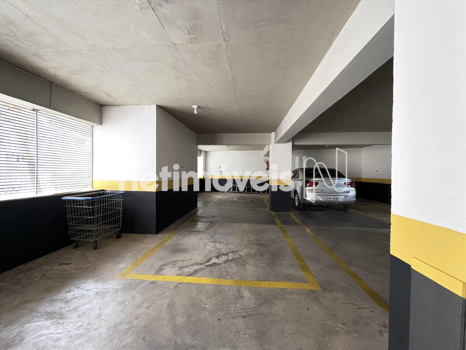 VAGAS DE GARAGEM