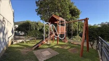 PLAYGROUND 