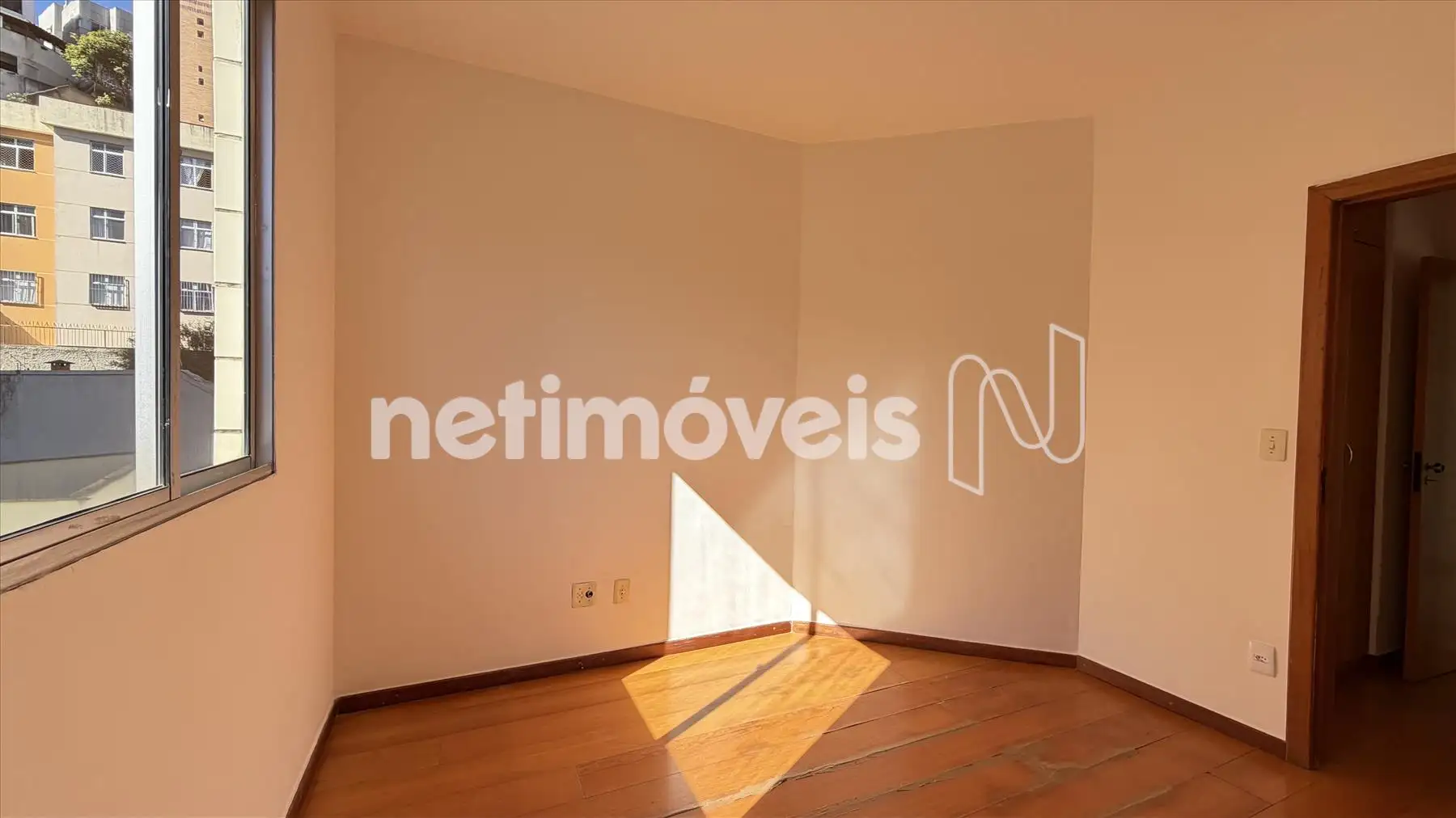 Quarto 01