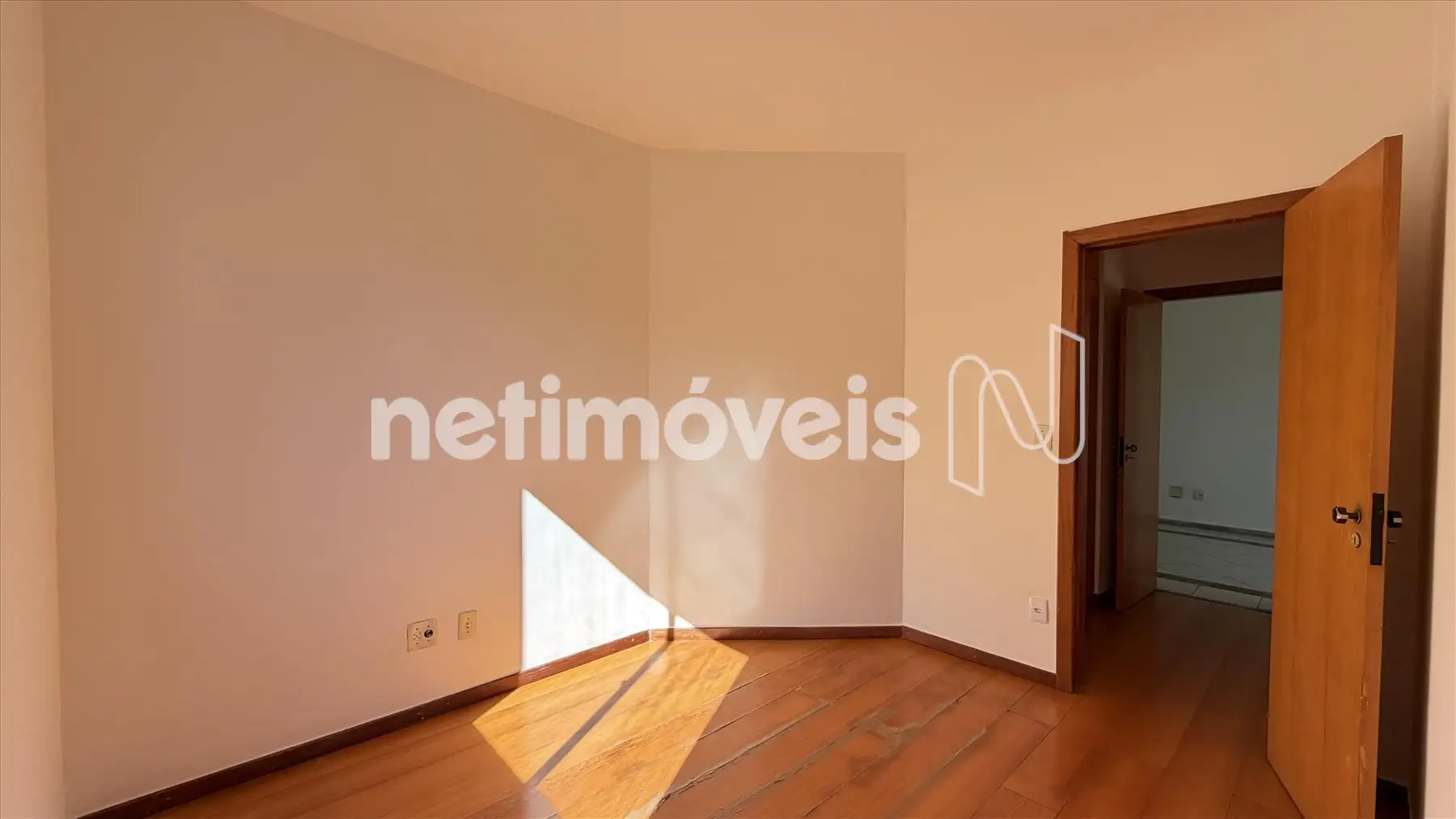 Quarto 01