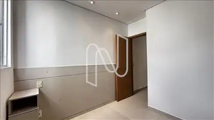 QUARTO 02/SUÍTE 