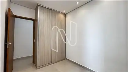 QUARTO 01 