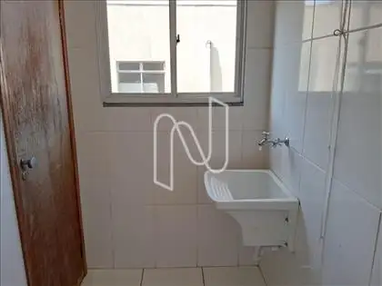 ÁREA 