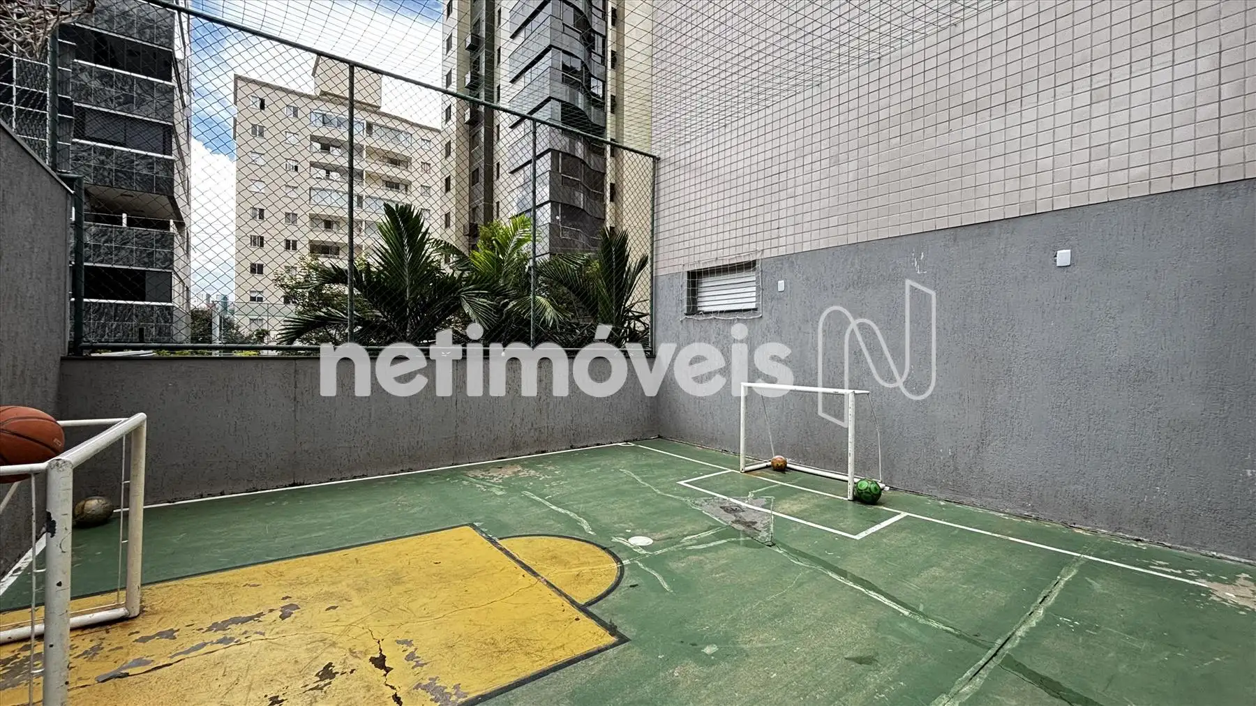 QUADRA DE ESPORTES