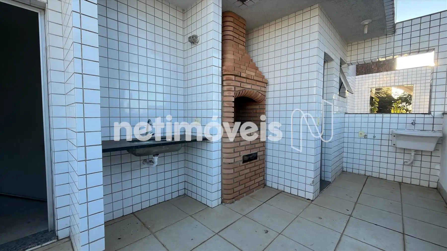 COBERTURA/ÁREA GOURMET