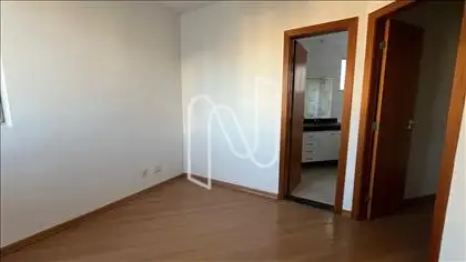 QUARTO 01/SUÍTE