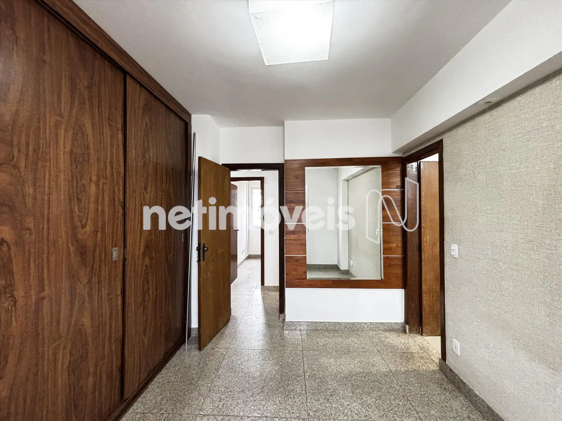 QUARTO 03/SUÍTE