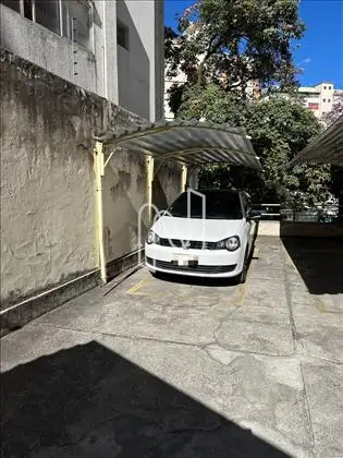 VAGA DE GARAGEM 