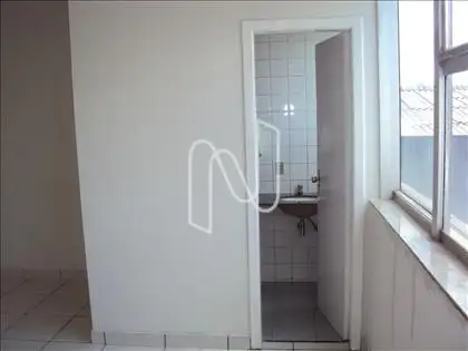 SALA / BANHEIRO 