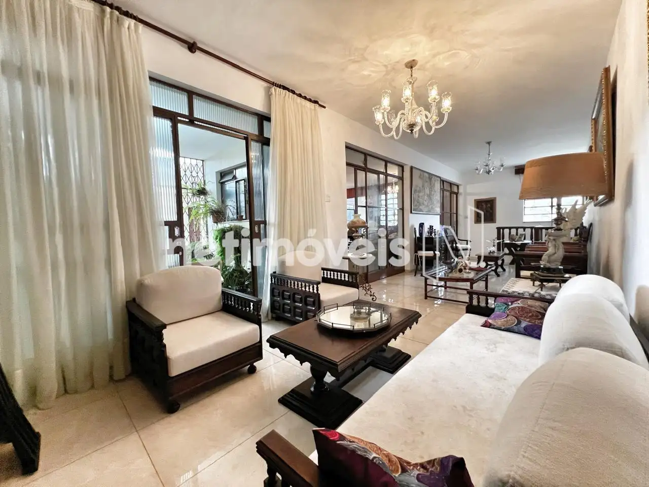 Casa com 4 quartos — Prado, Belo Horizonte