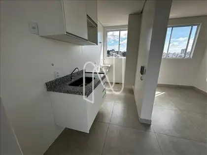   Sala integrada com cozinha