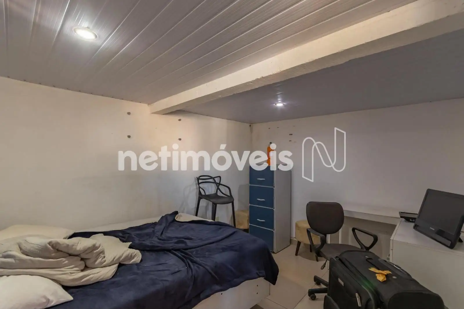 Quarto / edícula 