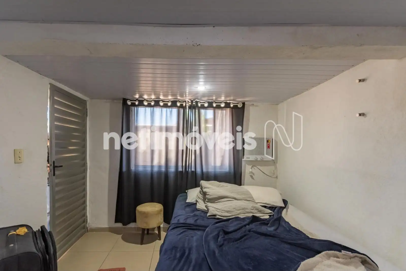 Quarto / edícula 