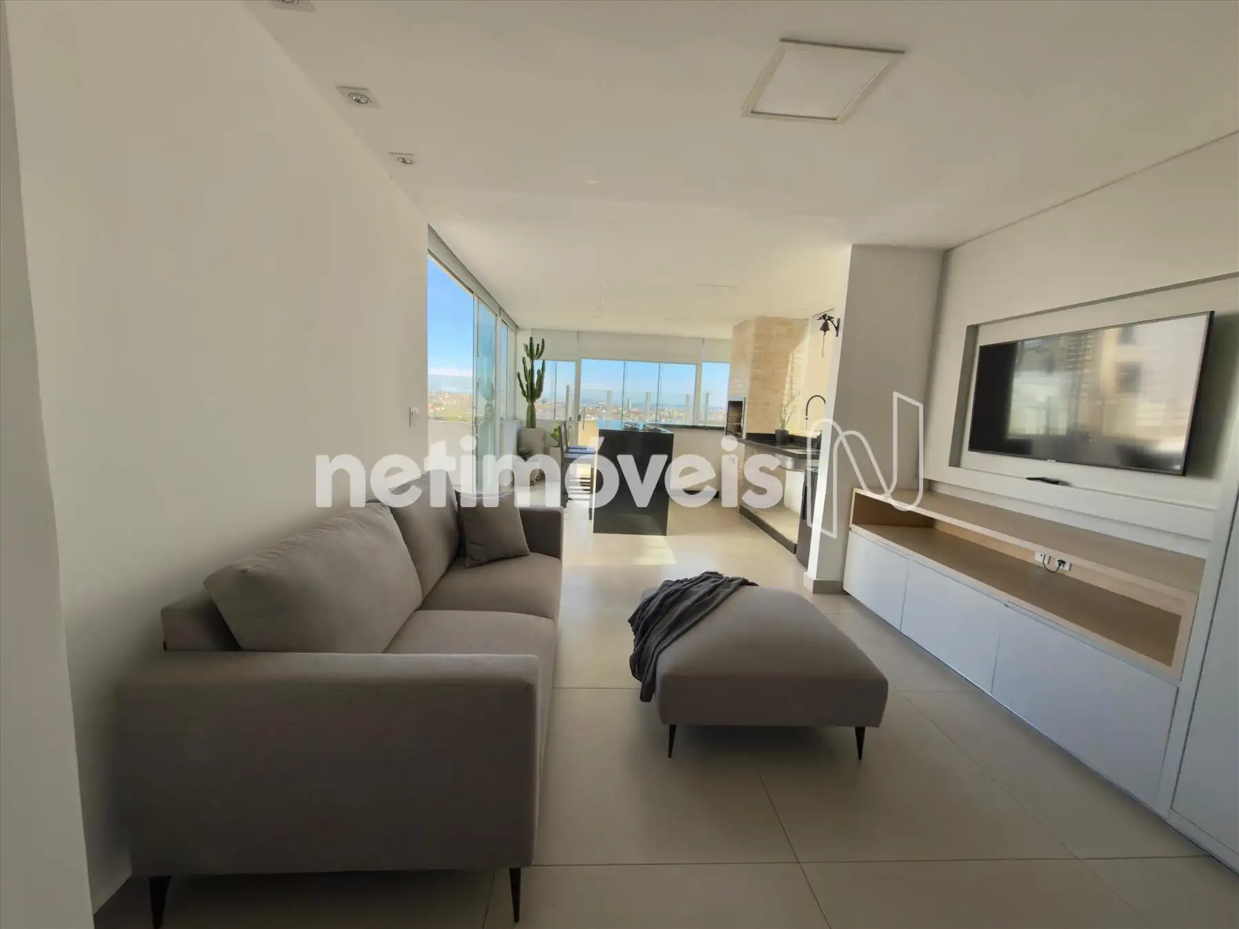 Área gourmet com Sala e Varanda