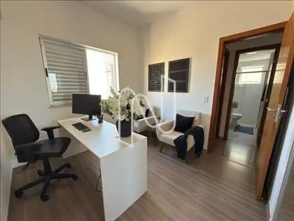 Quarto/Escritório
