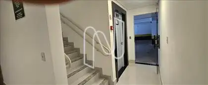   Hall de entrada / Elevador