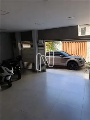  Garagem
