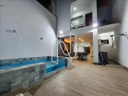 piscina  