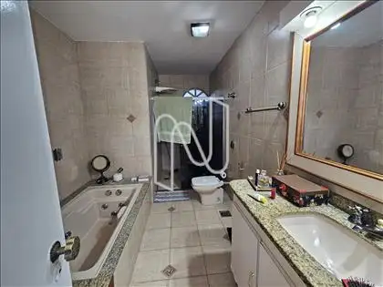 Banho suíte 