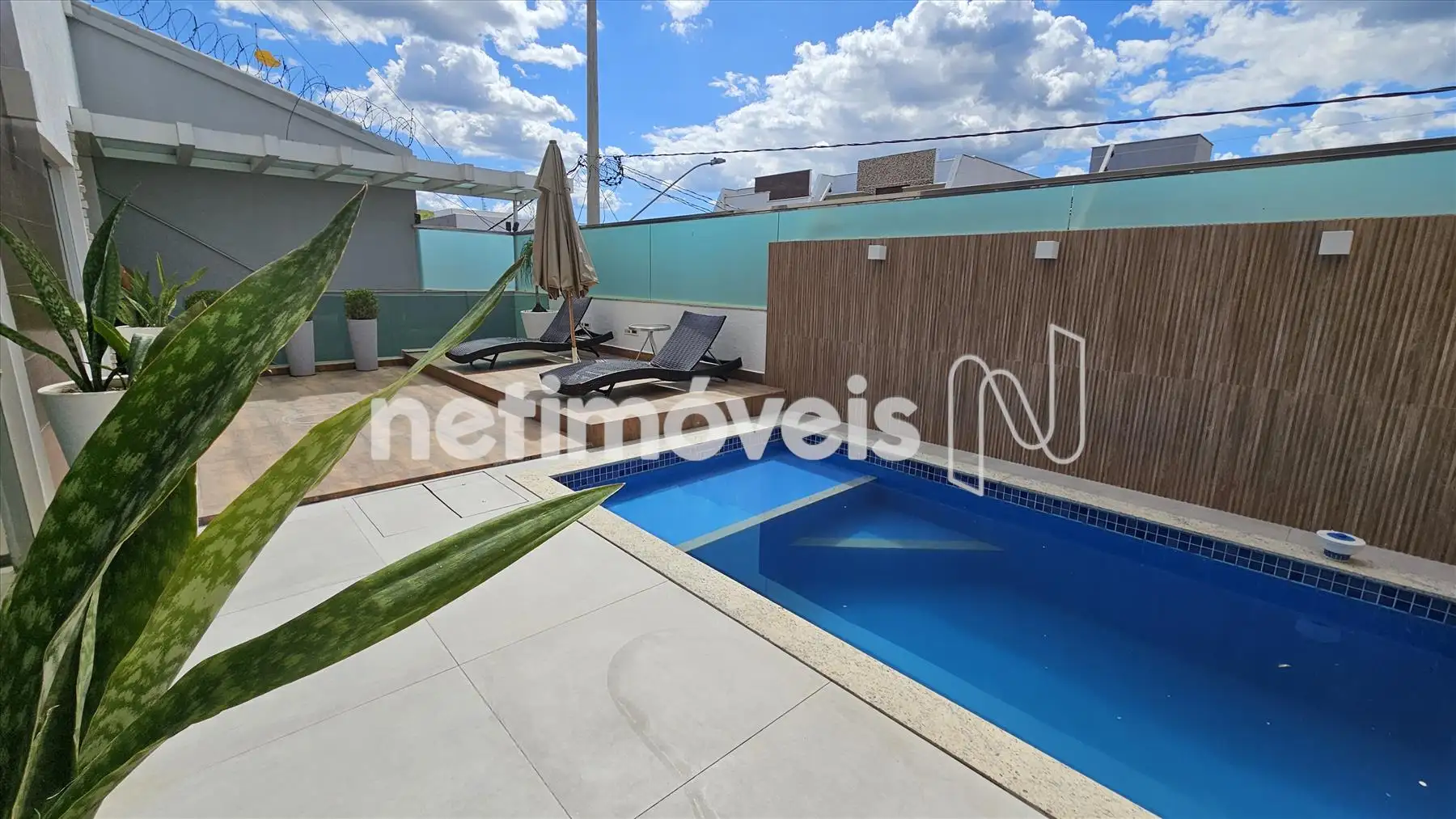  Piscina