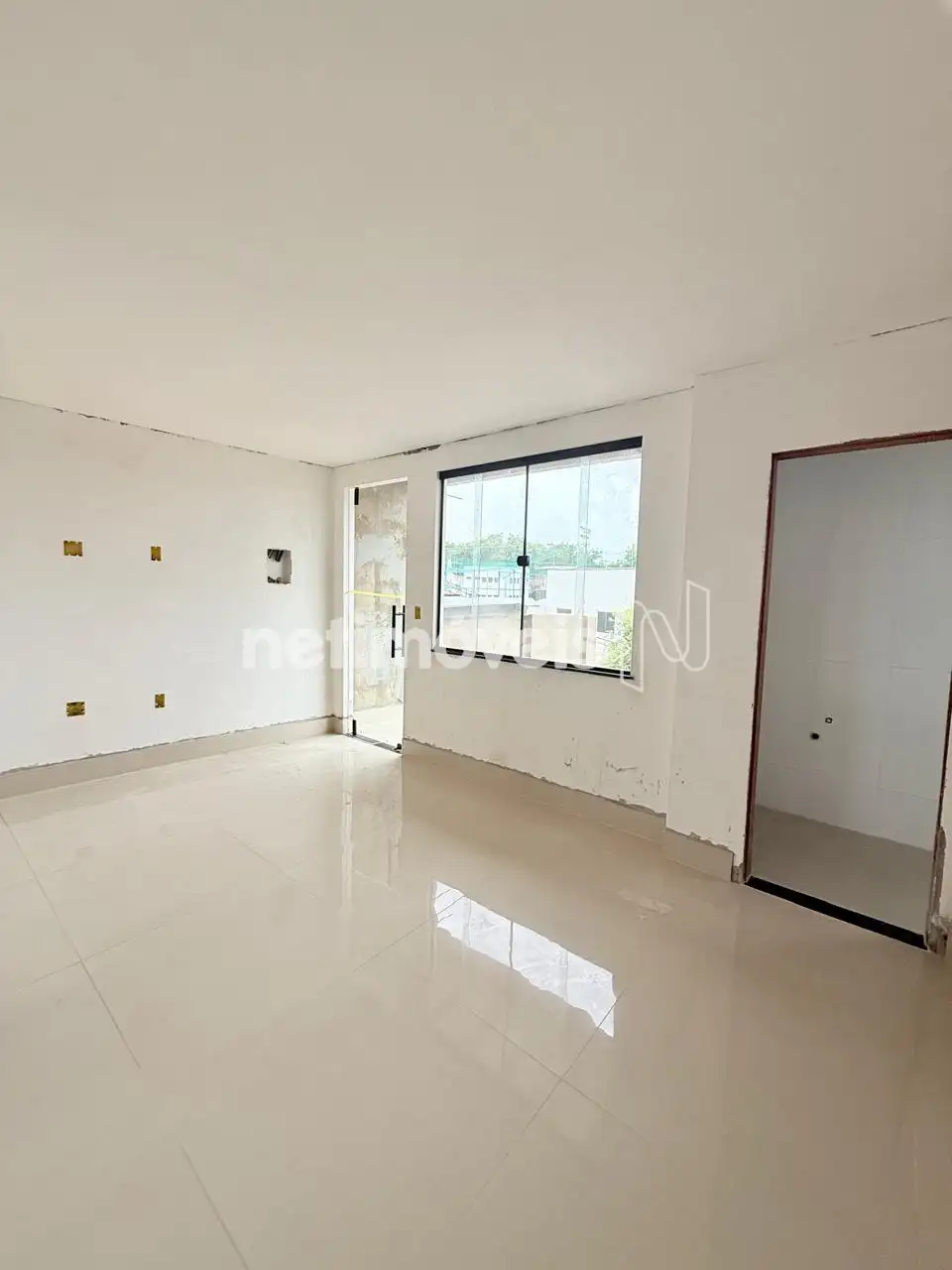  SALA