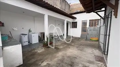 ÁREA EXTERNA 