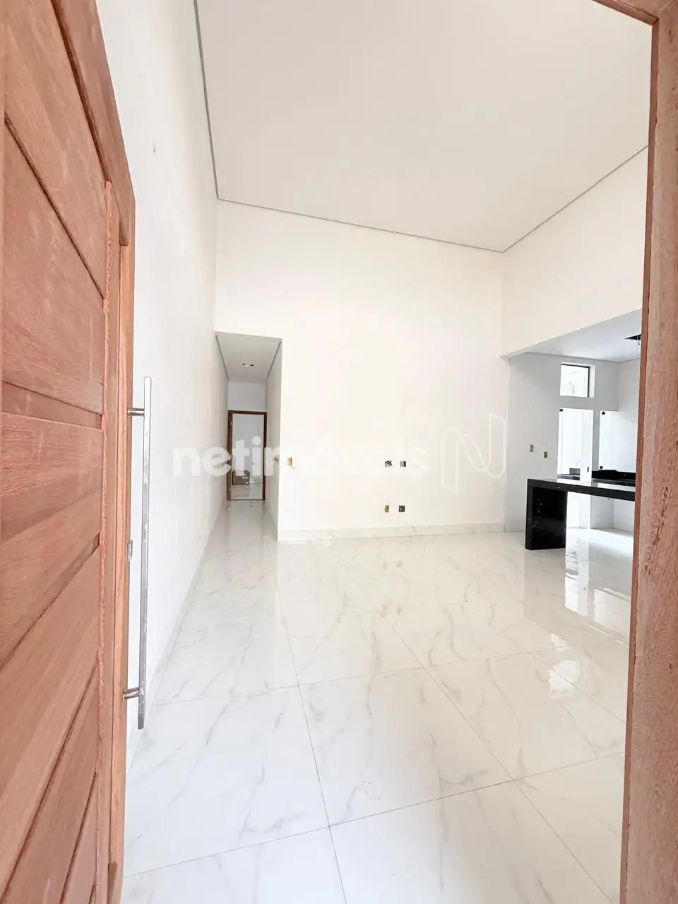  SALA