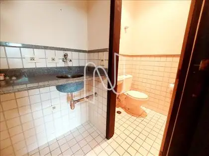 espaço para copa e banheiro recepção