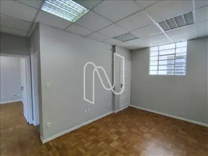 Sala 04 
