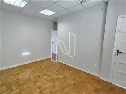 Sala 04  
