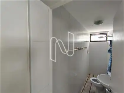 Banheiro de Serviço 