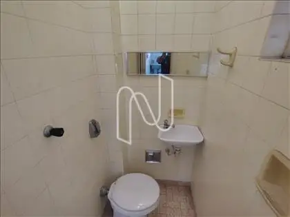 Banheiro de Serviços 