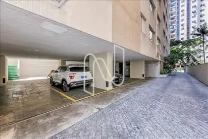 Estacionamento 