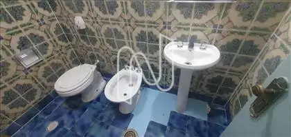 Banheiro da entrada 