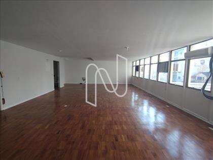 SALA COM AR CONDICIONADO  